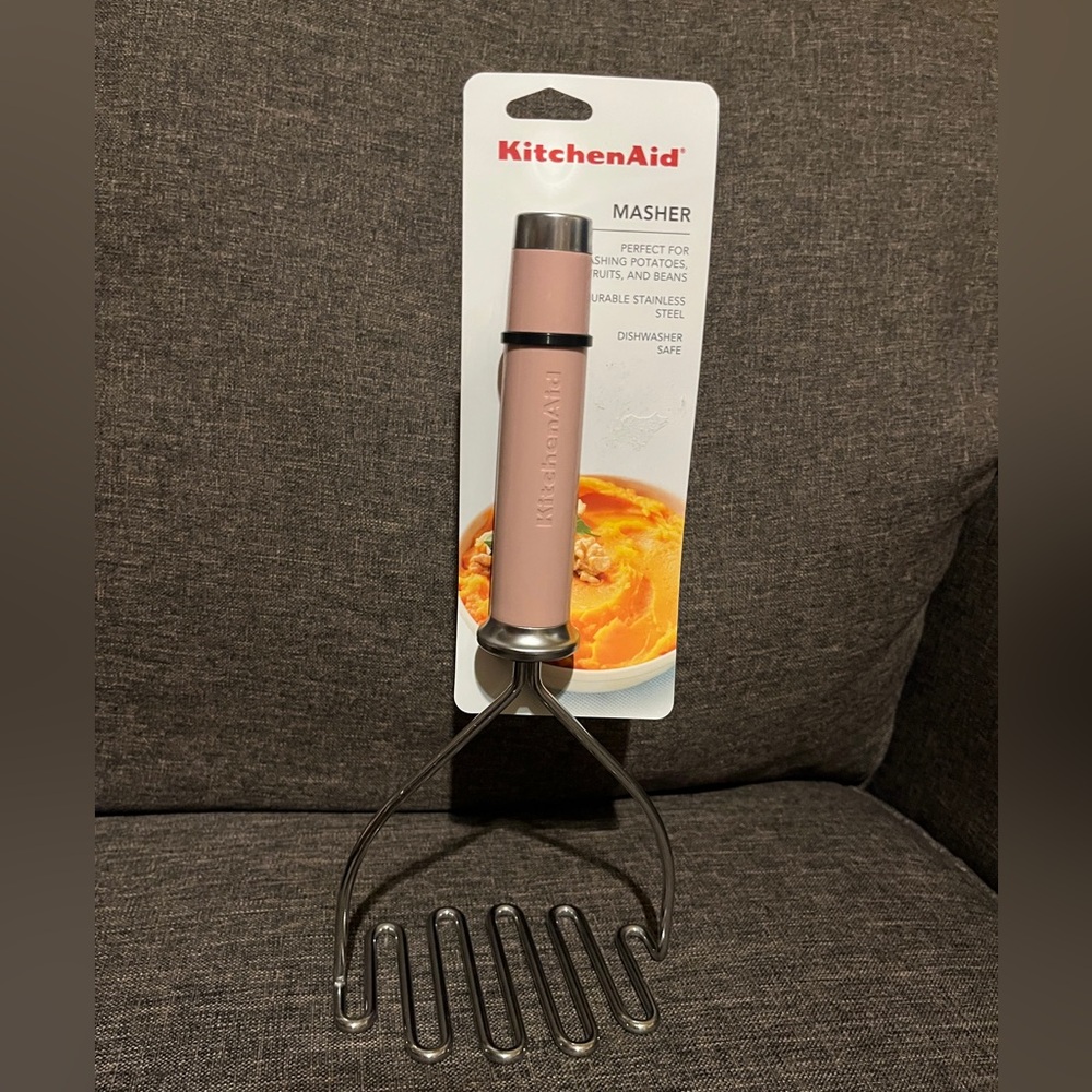 KitchenAid Masher - Pink